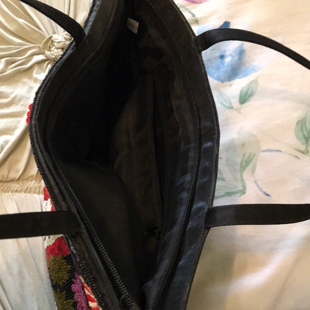 Handbag - Picture 3 of 3